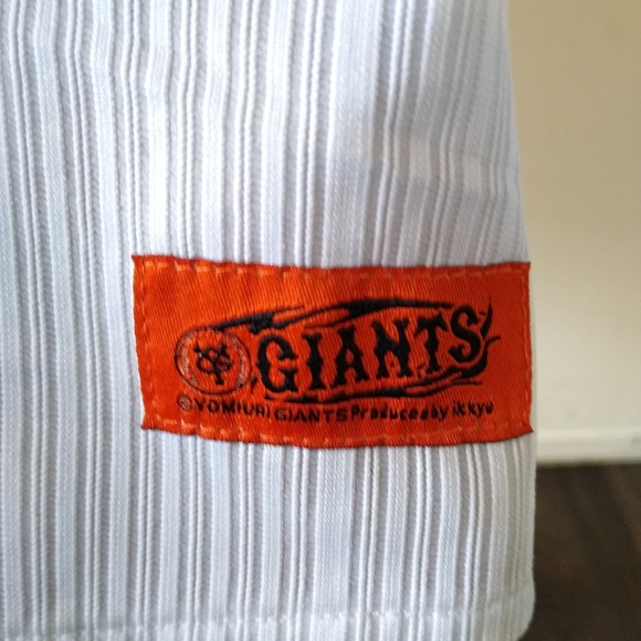 Yomiuri Giant Hayato Sakamoto Replica Jersey - Picture 5 of 5